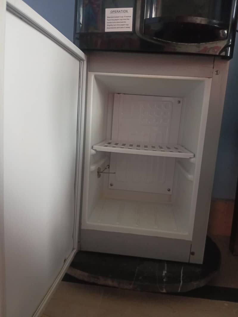 Refrigerator 2