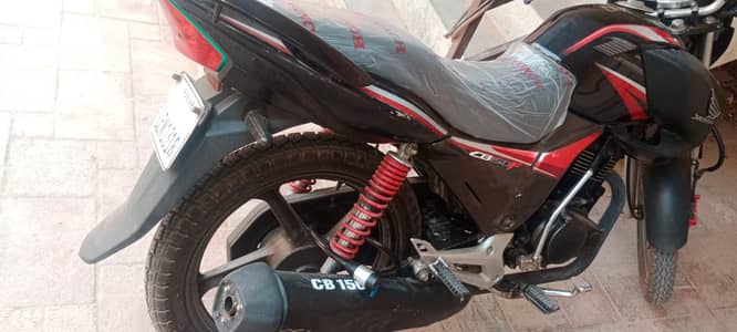 Honda CBR 150R 2018