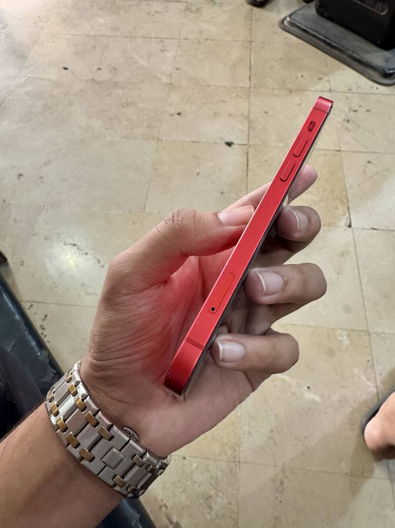 iPhone 12 2