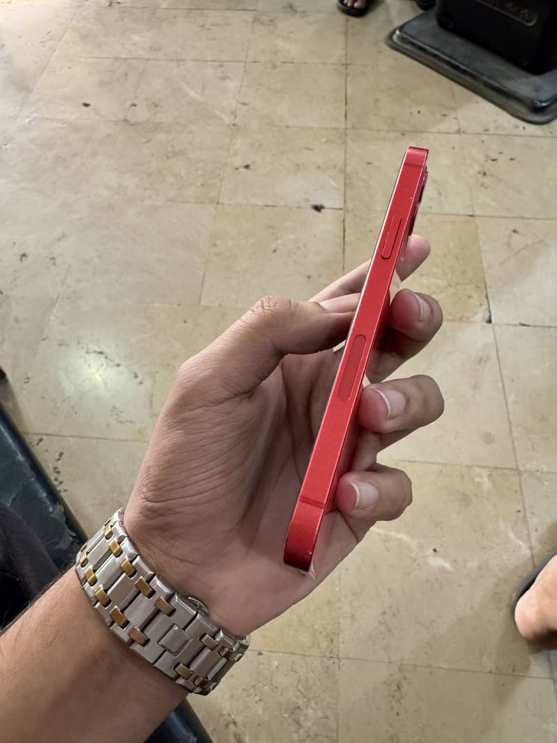 iPhone 12 3