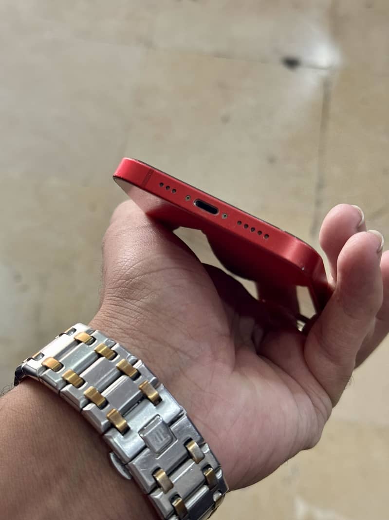 iPhone 12 4