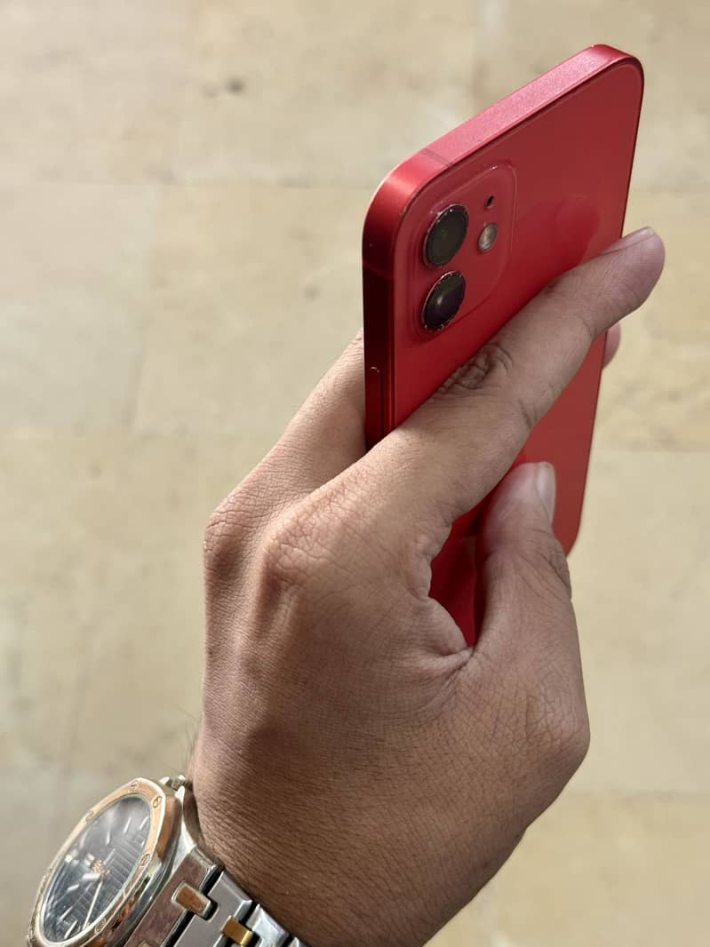 iPhone 12 5