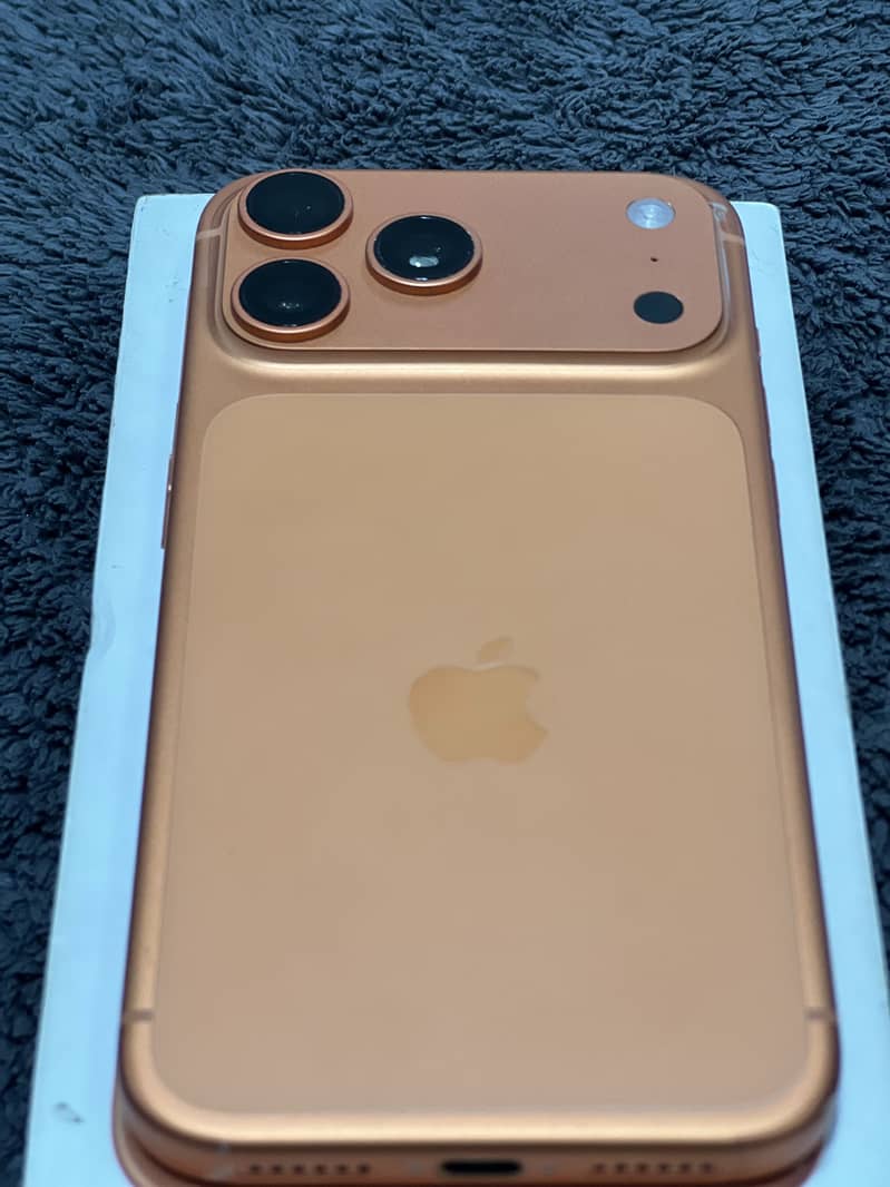 iPhone 17 Pro Max 2
