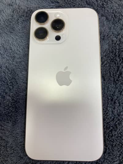 Apple iPhone 16 Pro Max