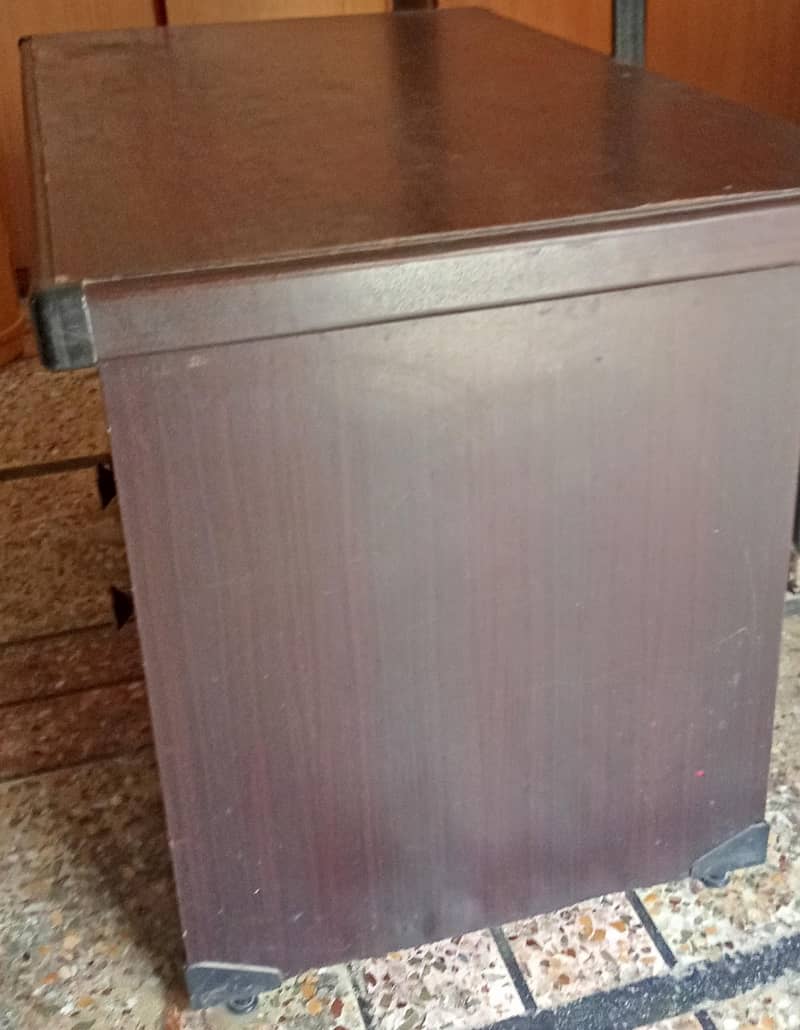 large table (used) 4