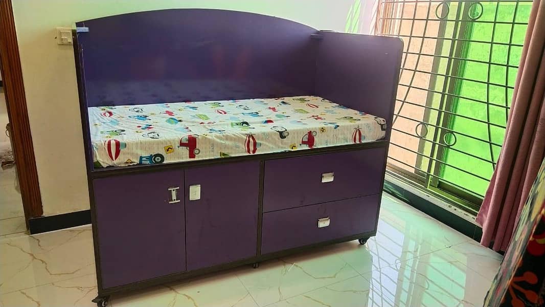 baby cot 2