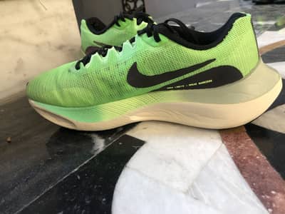 Nike Zoom fly 5