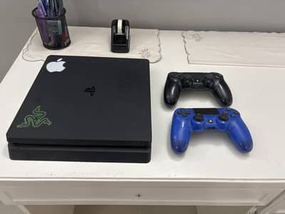 PS4 slim 500GB EXTREMELY GOOD CONDITION, 1st owner
