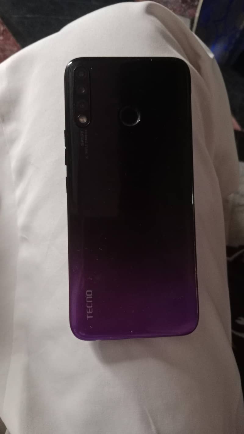 Tecno sapark4 0