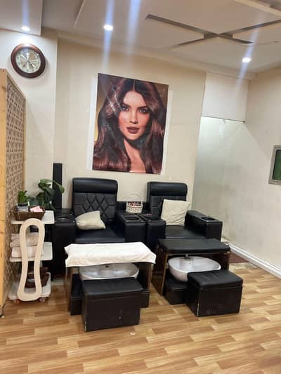 ladies salon for sale in dha phase 5