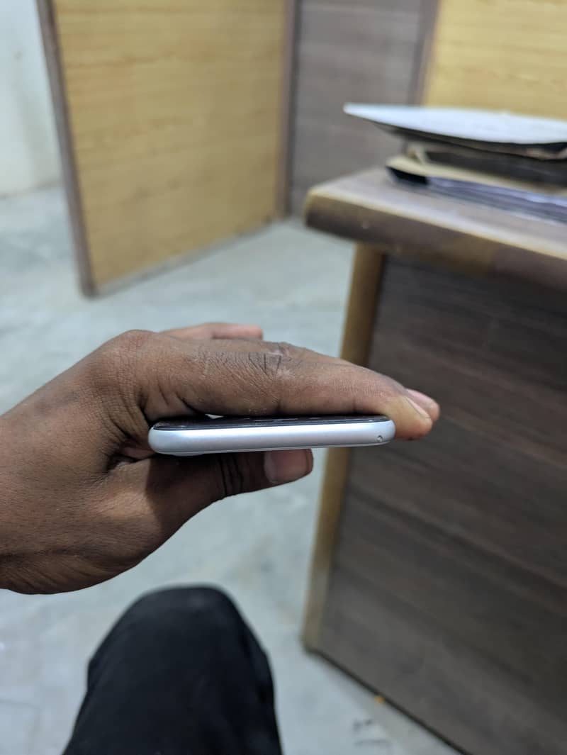 Apple iPhone SE 2