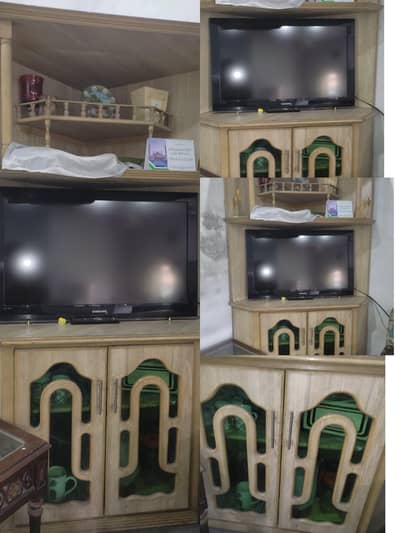 Almirah / wooden Almirah