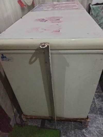 dabal door frezar ful siz hay all ok jenian gas frezar stand b sth hay