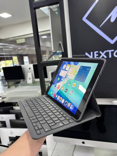 Apple iPad 9th Generation With Keyboard / Without Keyboard | Tablet