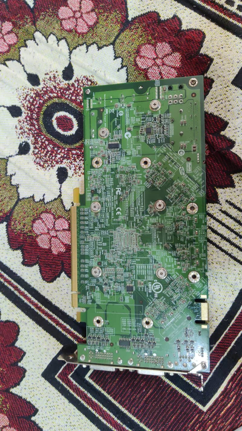 GeForce 9800GT 1