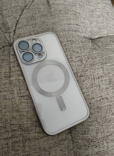 Apple iPhone 16 Pro jv