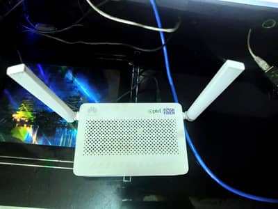 Huawei PTCl flash Fiber 5g Ont  Dual Band Onu Rouoter