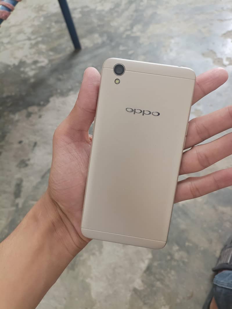 Oppo A37 4