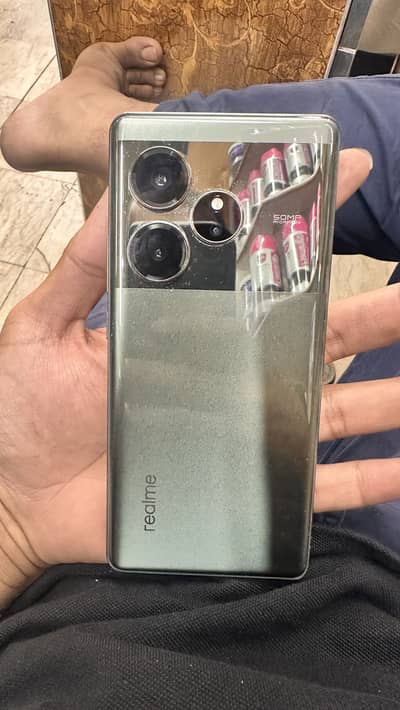 Realme GT 6