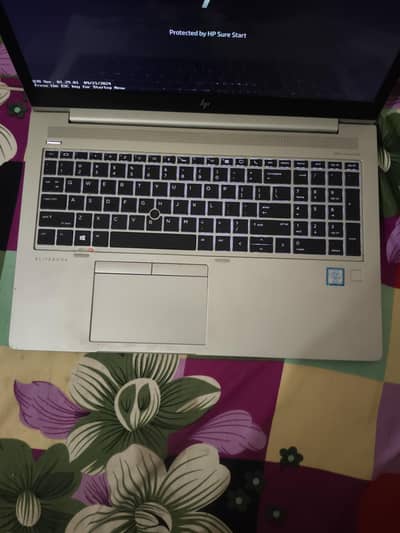 HP elitebook I5 7th gen new logo 5G Ram 16 gb memory 256gb SSD