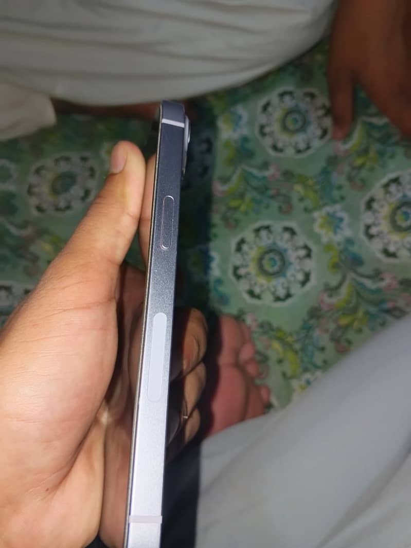 Iphone 14 2