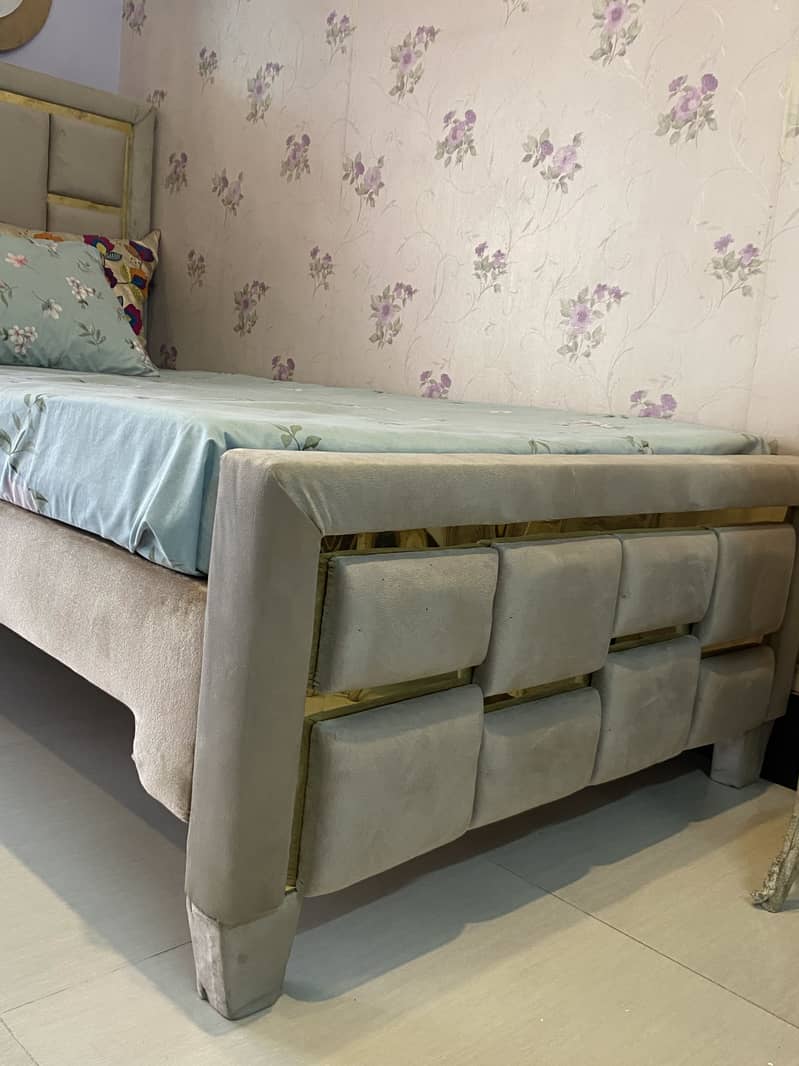 single bed 1
