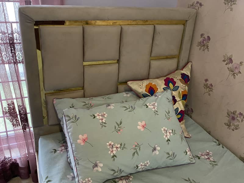 single bed 3