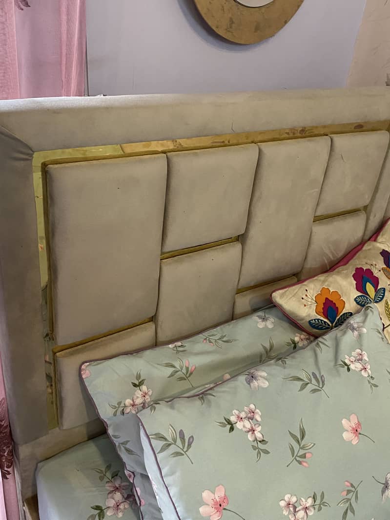 single bed 5