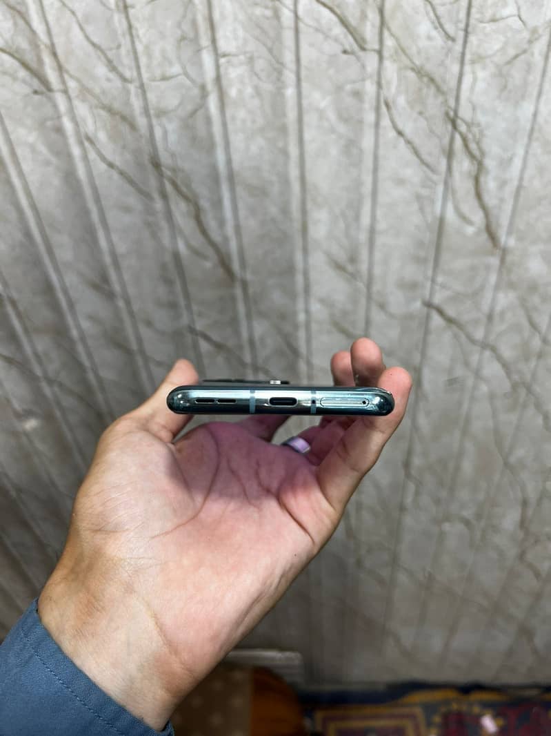 One Plus 10 Pro 0