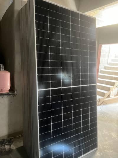 Jinko 545 watt solar panels