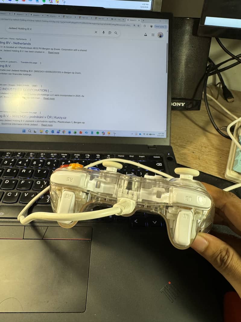 Xbox 360 controller transparent with lights 0