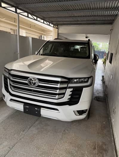 Land Cruiser ZX 2023 6/AA Grade