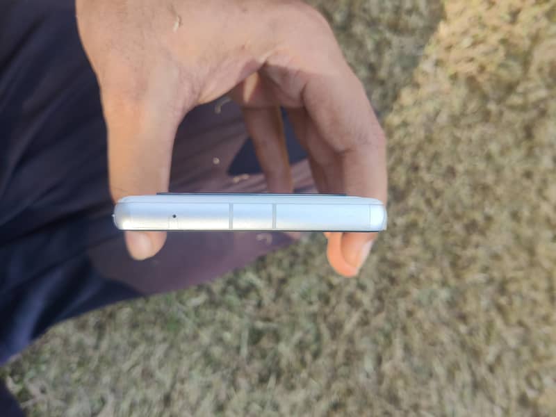 Google Pixel 7a 3