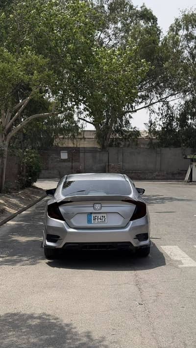 HONDA CIVIC DUCTAIL SPOILER