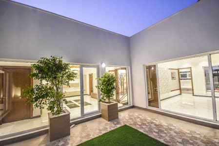 DHA Phase 4 ONE Kanal Upper Portion 3 Bedrooms Tv Lon kitchen Store Car Parking