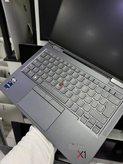 Lenovo ThinkPad X1 Yoga Core i7 13th Gen 32GB RAM 512GB SSD
