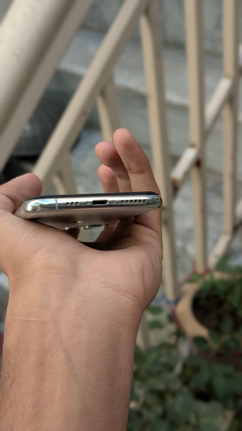 iphone 11 pro 3