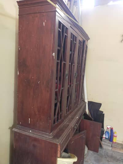 Cubboard/ showcase for Crockery