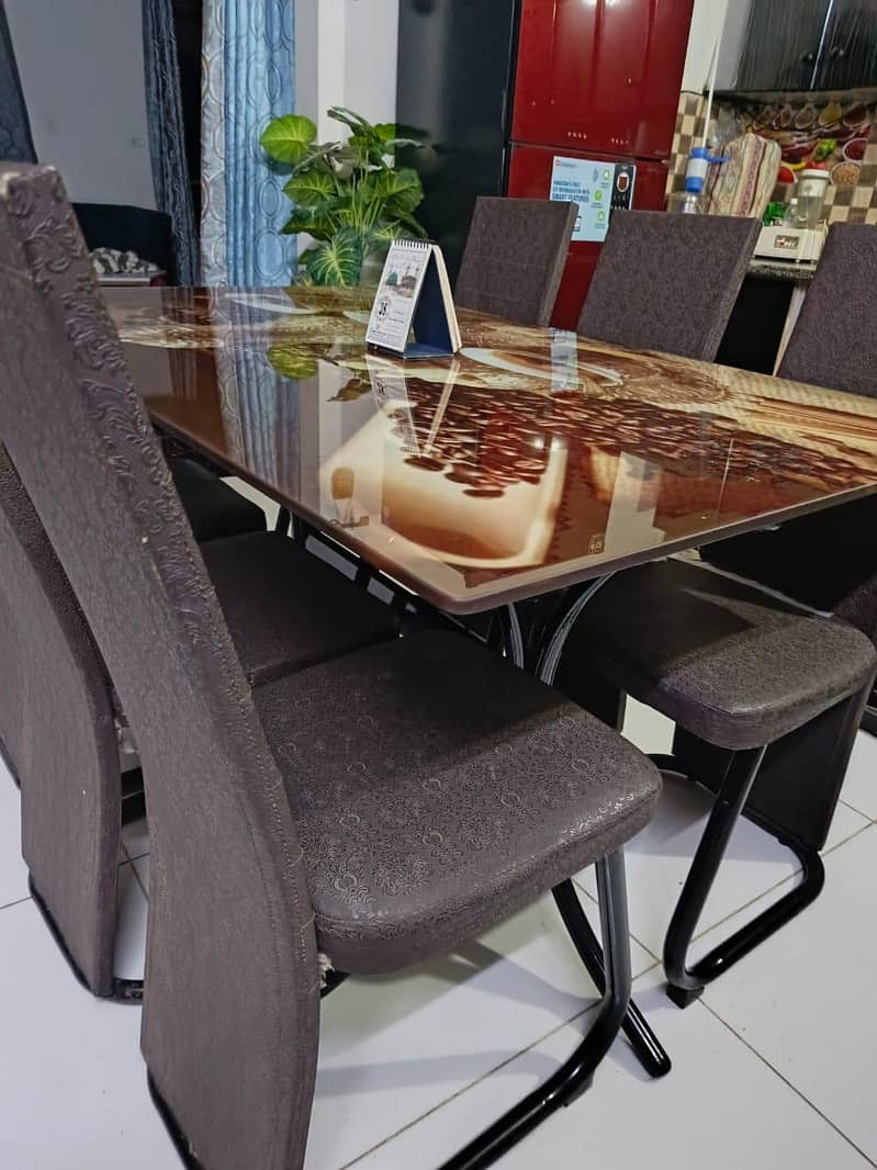 6 Seater dining table 0