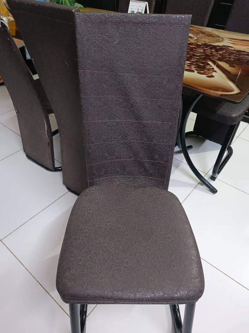 6 Seater dining table 4