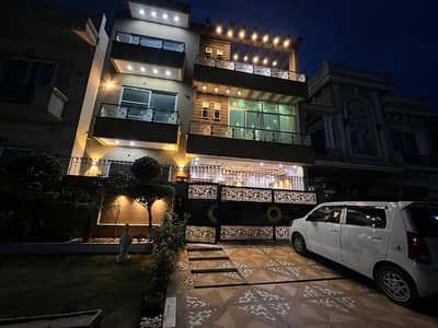 10 Marla House For Sale Barnd New Good Location