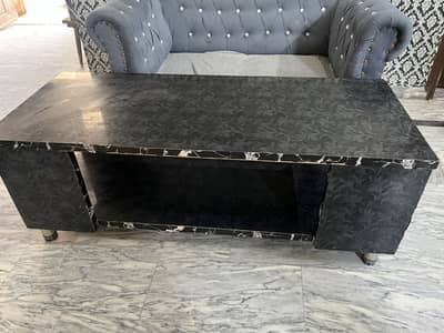Centre table