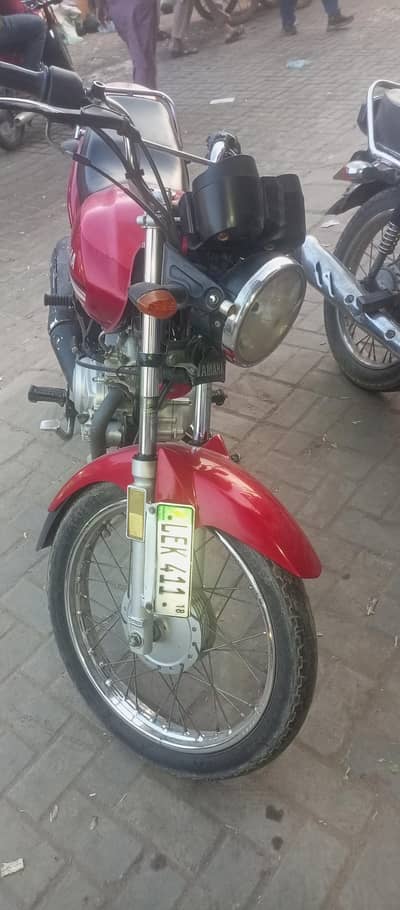 Yamaha yb125 z for sale.  03097927006