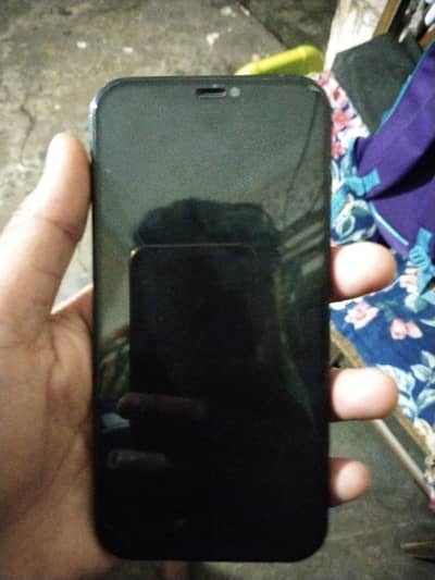 Apple iPhone 12