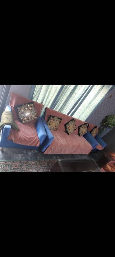 sofa set for sale. . . Rs 10000