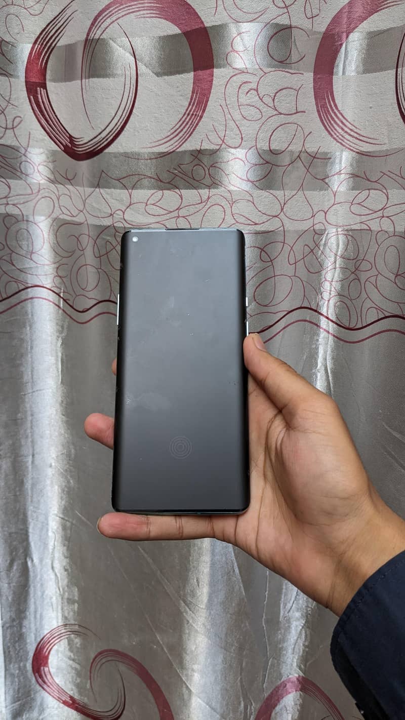 ONEPLUS 8Pro 1