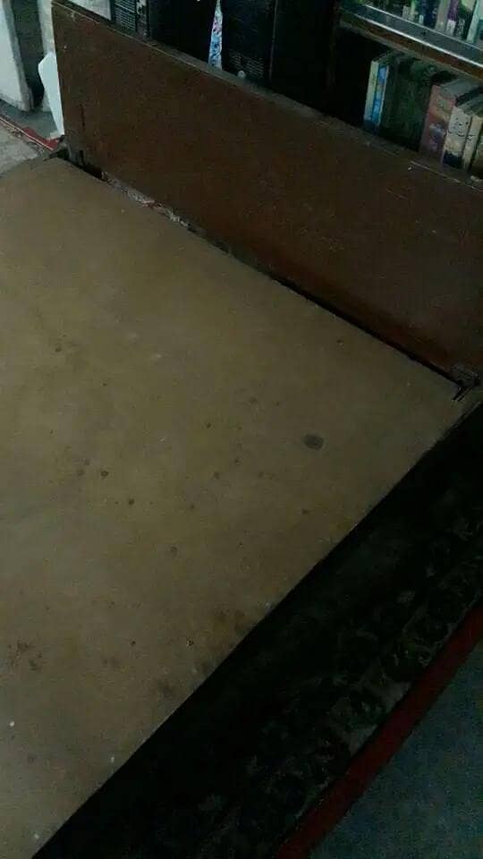 single bed 6