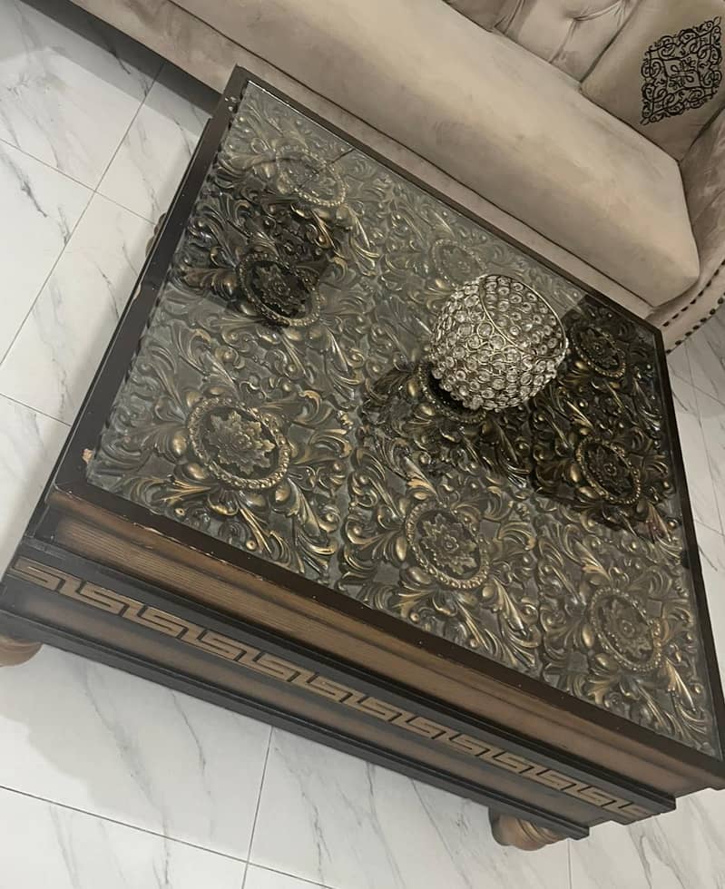center table 0