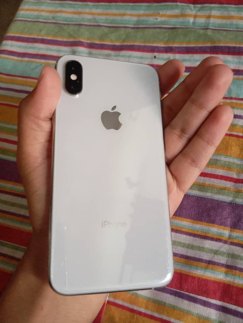 iphone xs 2