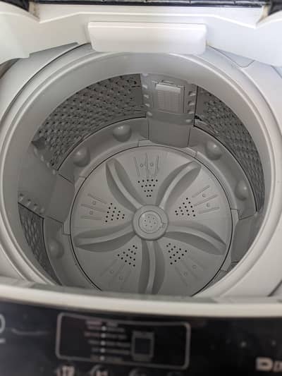 washing machine in excellent condition